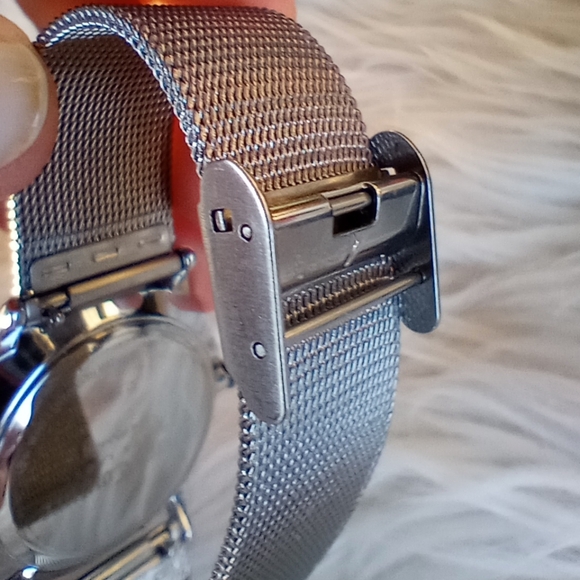 Juicy Couture Black Label Purple Ombre Mesh Watch - Picture 12 of 16